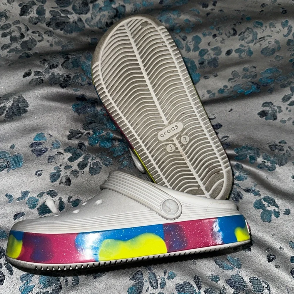 CROCS Kids White Clogs with Rainbow Trim